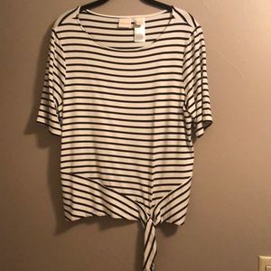 Chico’s size 2 striped elbow sleeve top like new